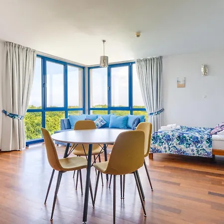 Apartament Apartamentyprzymorzu Reymonta Z Widokiem Na Morze Kołobrzeg